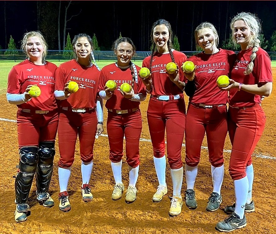 ForceEliteMizuno-18A tweet media