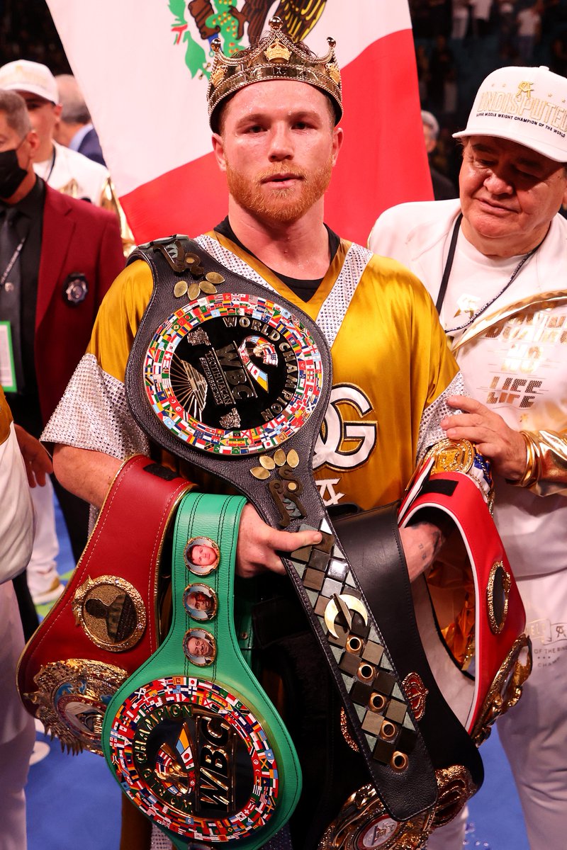 🏆 ALL. THE. BELTS. 🏆

Take a bow, <a href="/Canelo/">Canelo Alvarez</a> 👑

#CaneloPlant