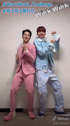 AstroUnitEsp's tweet photo. 🕺[TIKTOK]

#MJ también hizo el #WorkWork_Challenge junto a @LJH__official! Por favor, también dale mucho amor también a este tiktok!

🔗https://t.co/SEW5TRqF0k

[#ASTRO| #아스트로| @offclASTRO] https://t.co/9tdS4hziXd