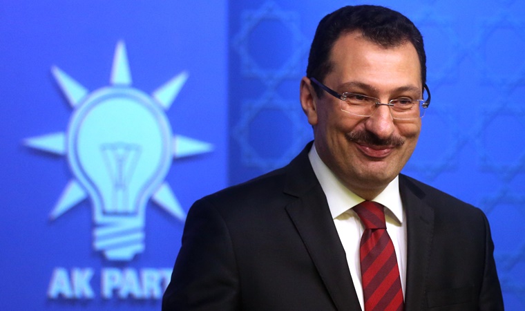 cumhuriyetgzt1's tweet photo. AKP'li Ali İhsan Yavuz: Oylarımız ile Tayyip Bey'e destek verdiğimiz için hanelerimize sevap yazılıyor
https://t.co/QjSqpc4oxp https://t.co/aNVBlpurAK