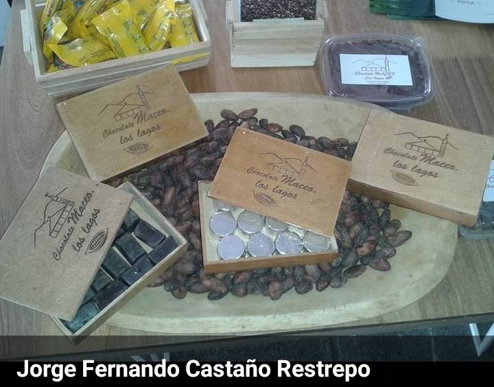 jorgefdocastao's tweet photo. #chocolstesmaceoloslagos por el placet de saborear un verdadero chocolate y alcanzarla felicidad. https://t.co/wZerz2jZYs