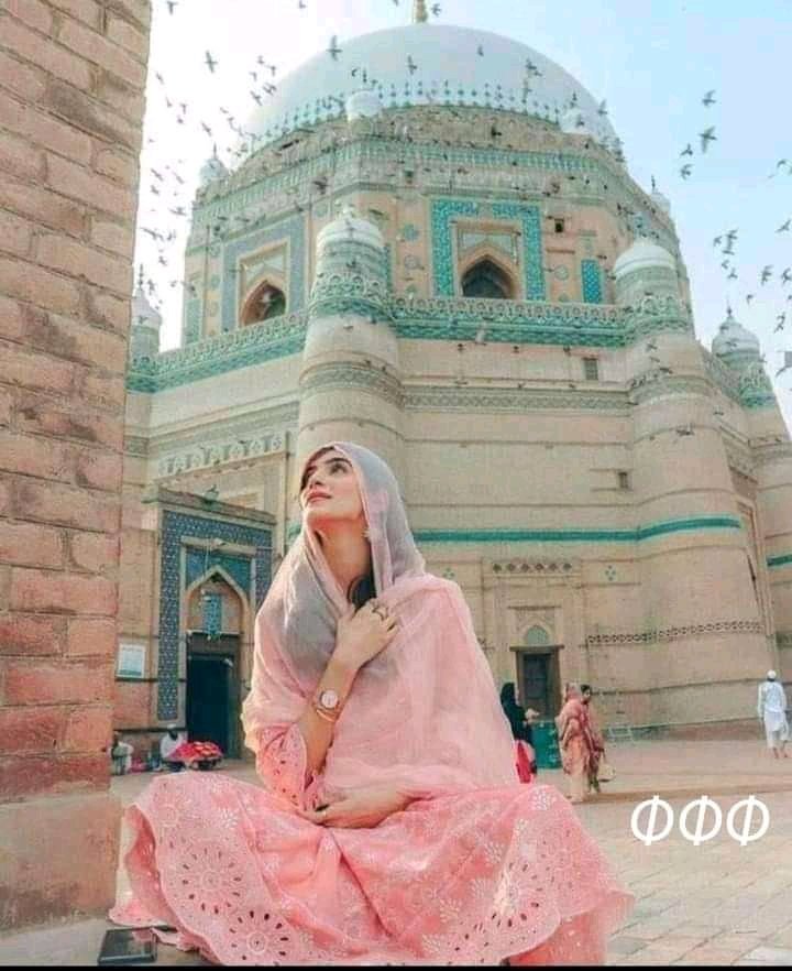 محبت چاہے کتنی گہری اور سچی کیوں نہ ہوں 
اگر بزدل شخص سے ہو جائے 
تو ہمیشہ ادھُوری رہتی ہے💔😔😔