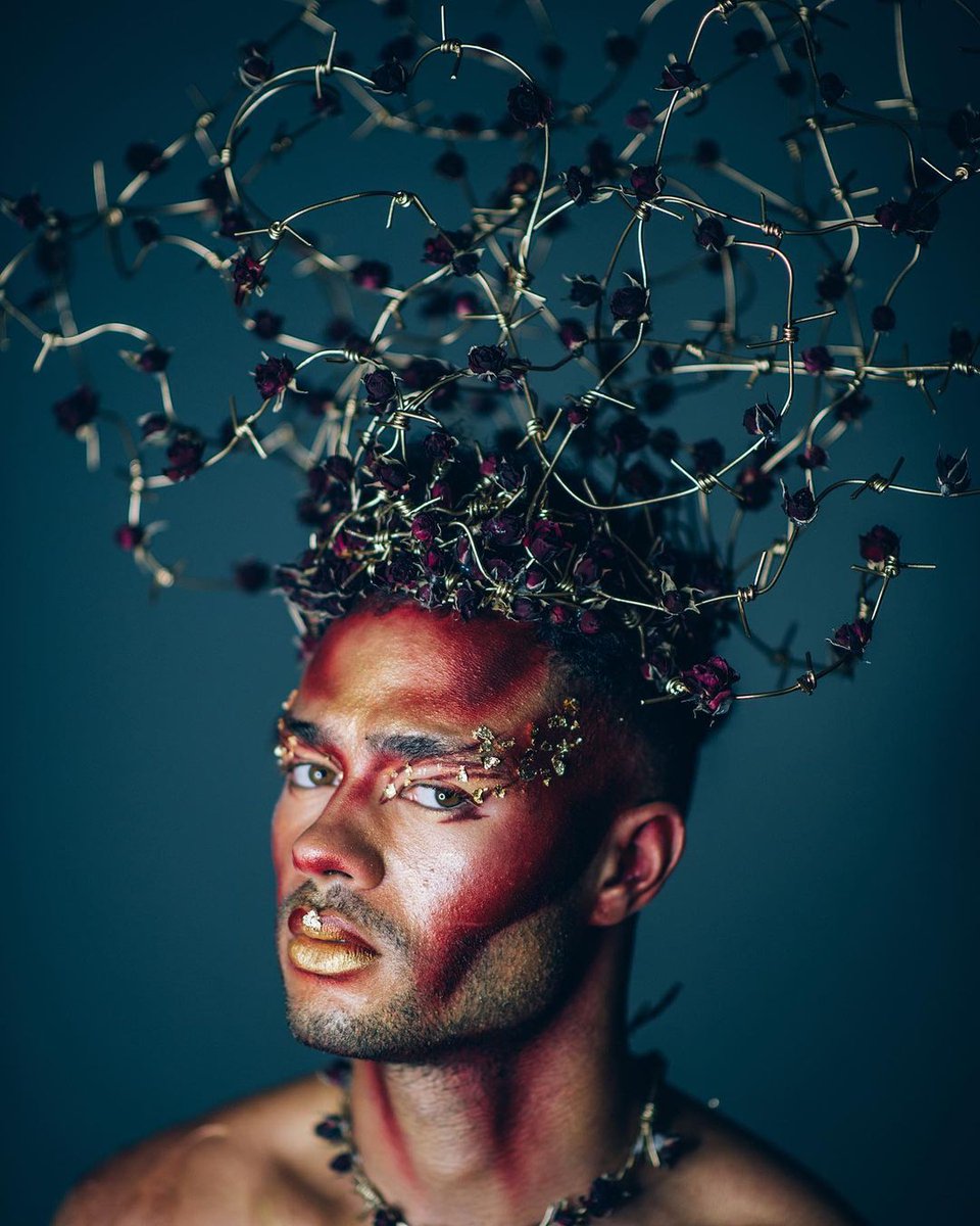 ⚡SUBMISSION SUNDAY⚡

What a headpiece by <a href="/PaulMacSpecial/">Paul Mac Special 💈</a>! 😍

Paul’s prickly collaboration ‘B̷r̷i̷a̷r̷ R̷o̷s̷e̷’ with make-up artist Glen Edward and model Kuba Odum captured by photographer Ruth Medjber.

#beautifulbizarre