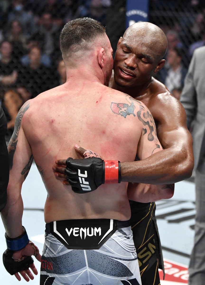BleacherReport's tweet photo. Nothing but respect between Kamaru Usman and Colby Covington after their fight.

#UFC268 https://t.co/VOaBm0yBO2