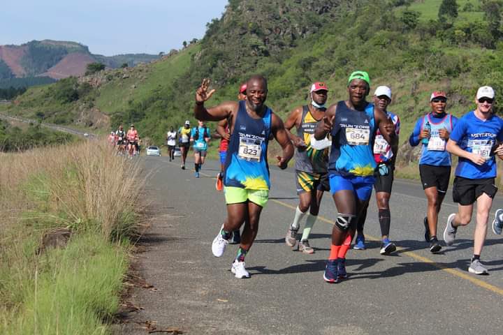 opbrian's tweet photo. Delayed post #UNIWISP #kaapsehoopmarathon #RunningWithTumiSole #90dayswithoutsugar #FetchYourBody2021 .. https://t.co/Lf7h0pCBXk