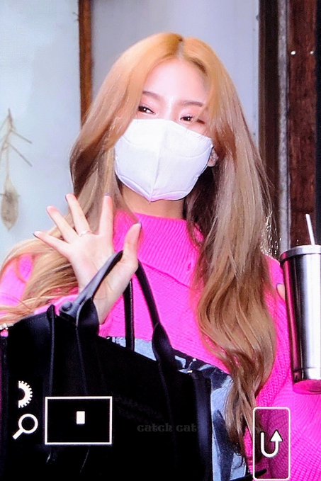 jayoonprint's tweet photo. my girl is so pretty i hope i die https://t.co/FbPaMiFWQO