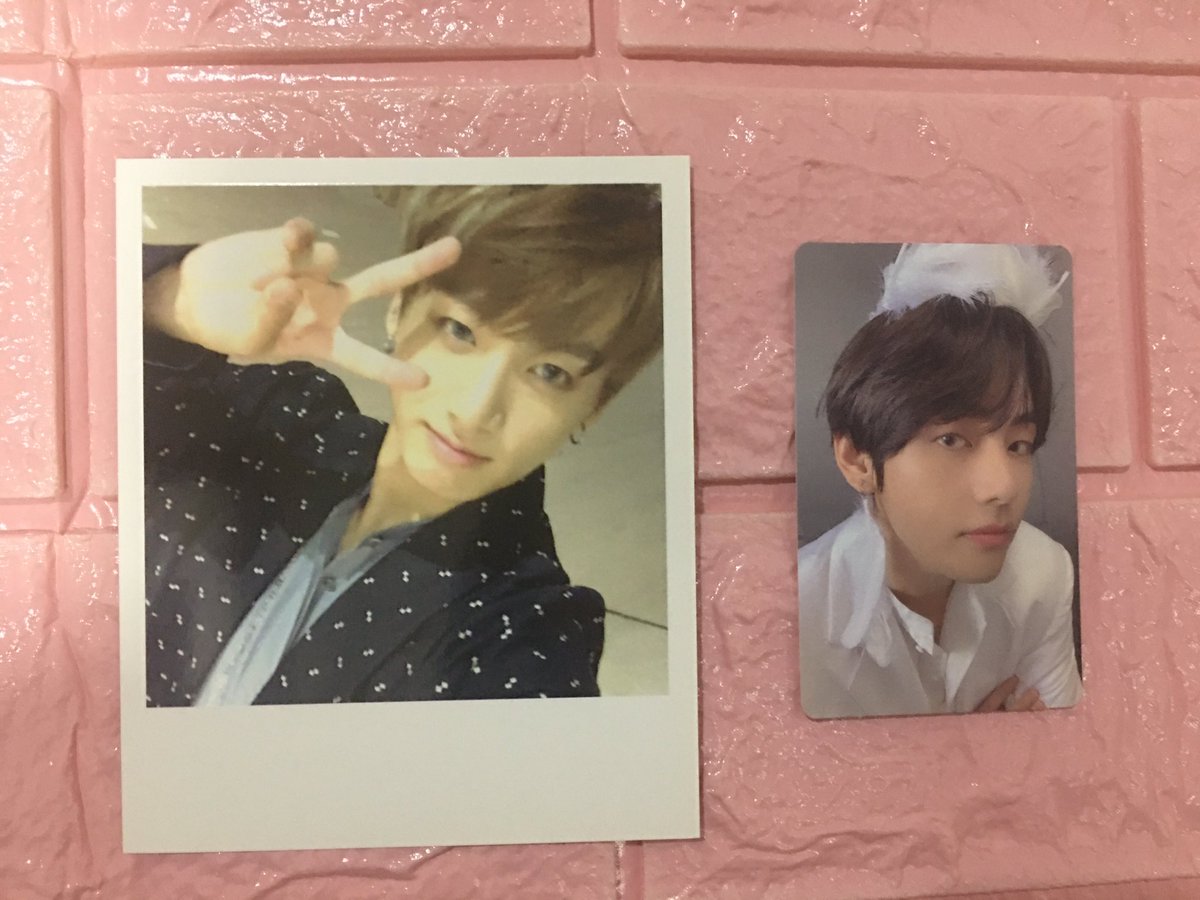 JKAnnaOT7's tweet photo. WTS/LFB BTS PC 

Taehyung/V - MOTS 7 ver 1 PC
Jungkook/JK - WINGS PC

Php 900

-onhand/ready to ship
sold as set 
mint condition
PAYO

MOP: GCASH/ BDO
MOD: GGX/JRS

🏷WTS LFB BTS WINGS MOTS 7 V JK TAEKOOK PC WTB LFB https://t.co/uZUuze3v58