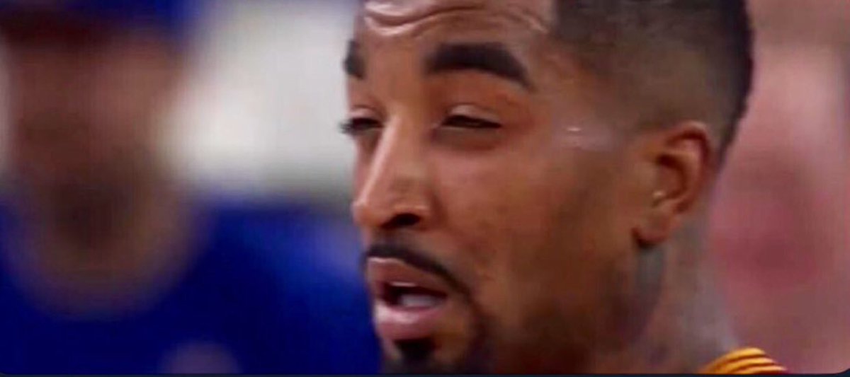 JermaineWatkins's tweet photo. Me as soon as my clock switched from 1:59 AM to 1:00 AM.

#DaylightSavingTime https://t.co/jXKd1MC513