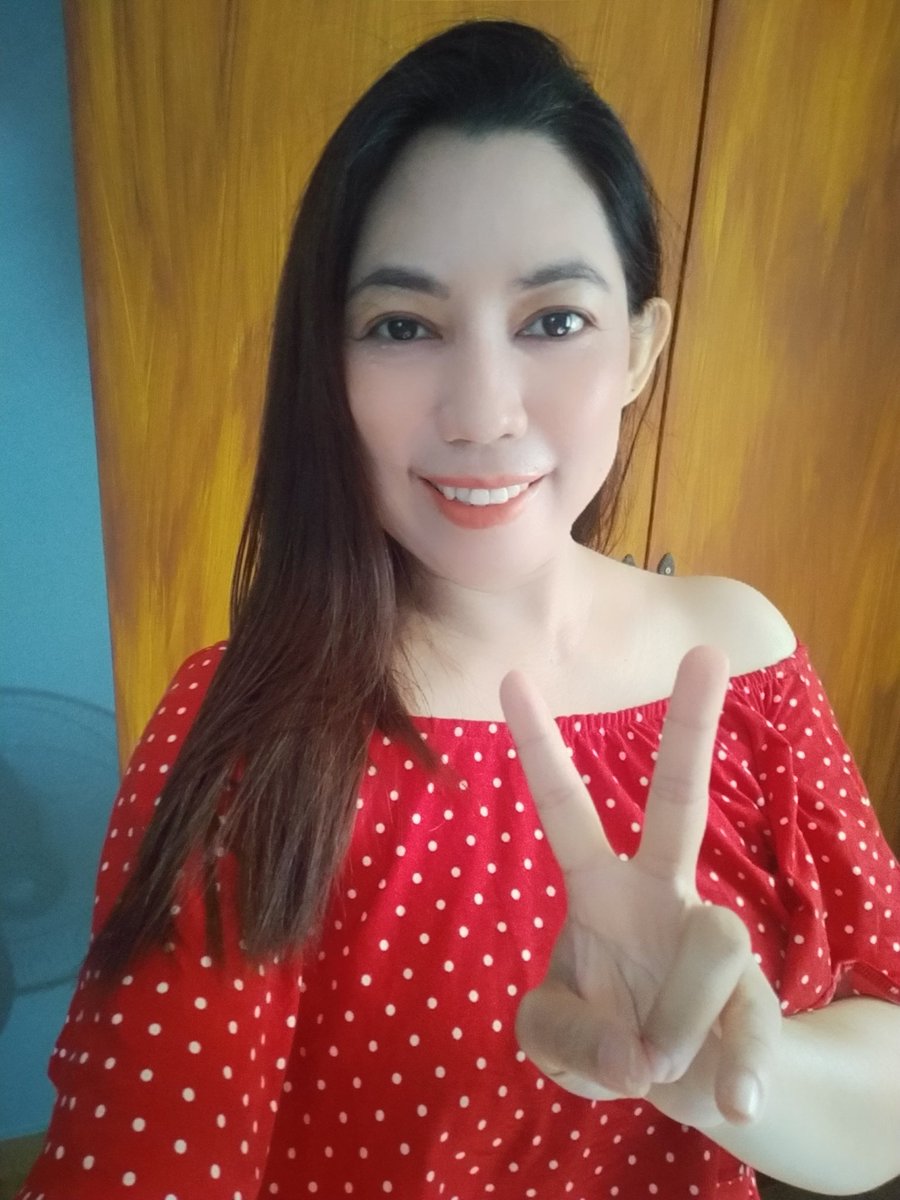 RYhoam's tweet photo. I am a Filipino and I wholeheartedly support @bongbongmarcos 

MARCOS GIHAPON
#UnitedForMarcosJr https://t.co/mtutcgVzP1