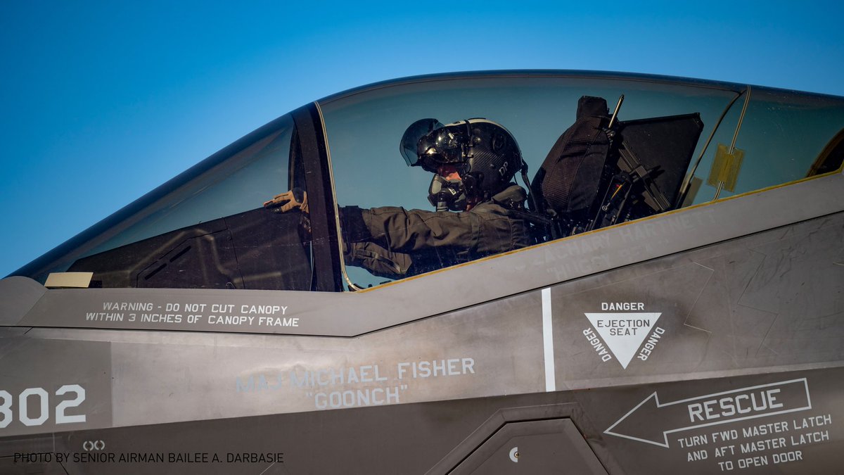 TheDeadDistrict's tweet image. #USAF tests cross-country data sharing across three Flag exercises.
4 the 1st time, the USAF conducted out the 3 test flag exercise at 3 separate locations simultaneously. The #OrangeFlag, #EmeraldFlag and #BlackFlag large force test events were held Oct.26 in CA, FL and NV
1/