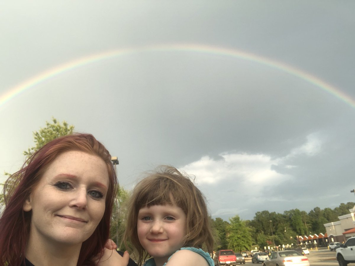 MsCSciencenMath's tweet image. Speaking of light waves…… do you see the beginning of a double rainbow? @GravellyS #missionsuccess #Ourgravelly #grizzlyheroes