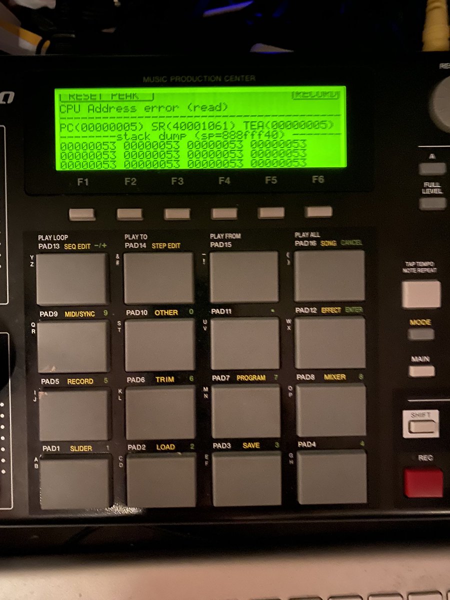 BIG_SPROXX's tweet photo. @Akai_Pro producer problems… https://t.co/hS04Pwnsu7