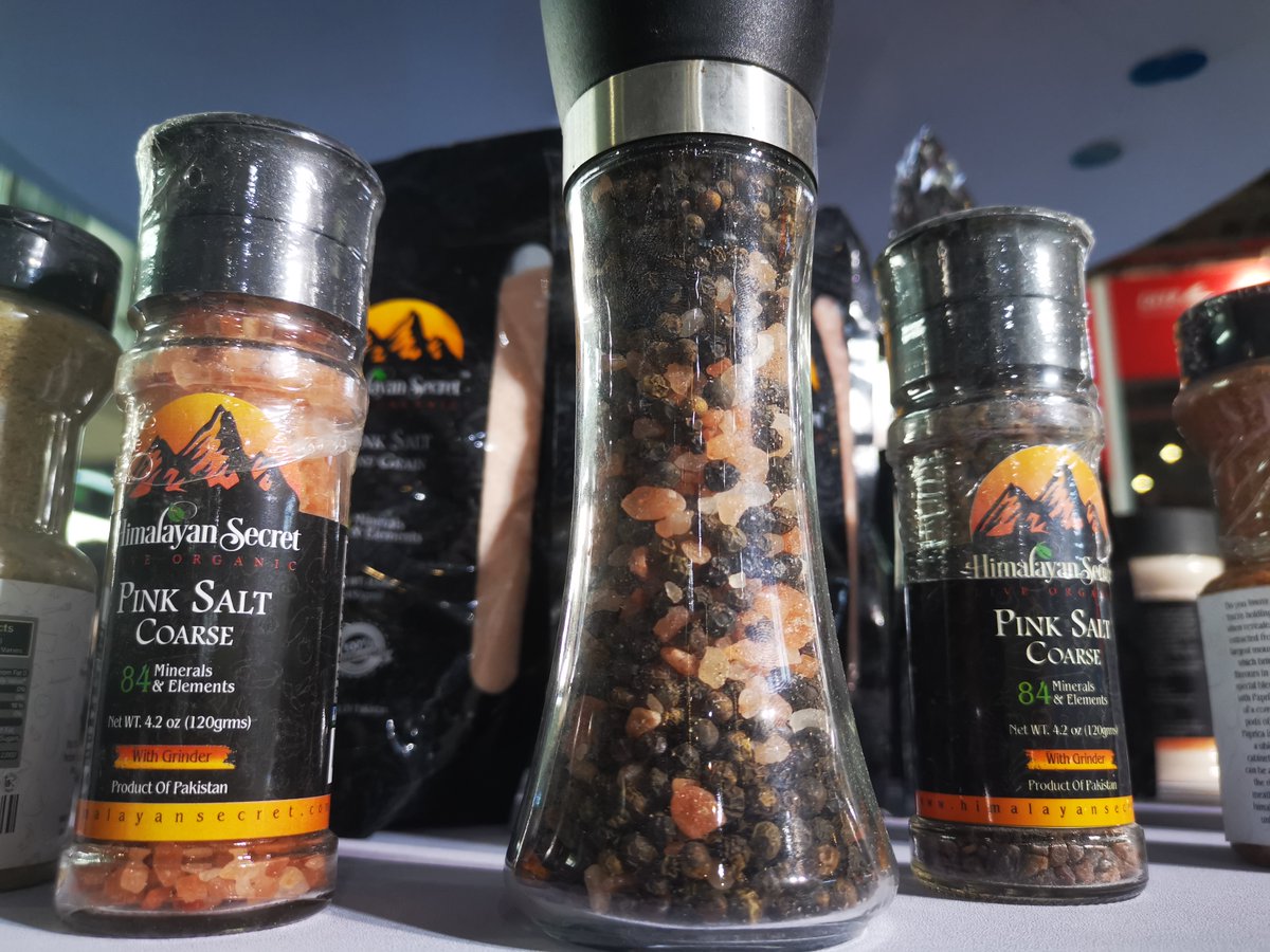 Gwadar_Pro's tweet photo. Steaks or...?
Pink Salt related products shine at CIIE.
#CIIE #BrilliantPakistaniGoodsAtCIIE #MadeInPakistanAtCIIE #InSearchForPak_Made https://t.co/oNphDi6I8u