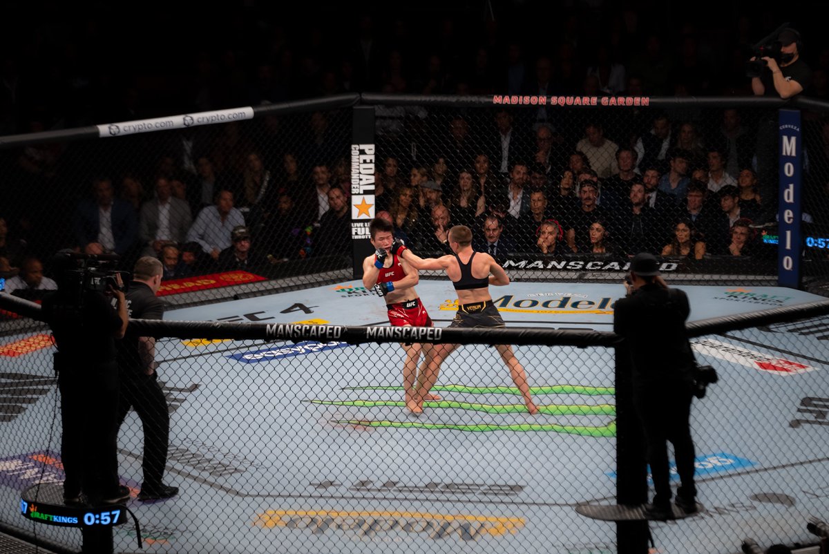 Another magical MSG moment for @RoseNamajunas ✨ #AndStill #UFC268