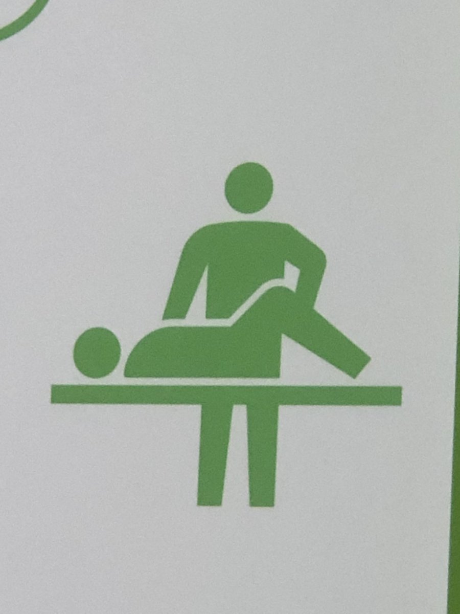 どう見ても大人に見えます