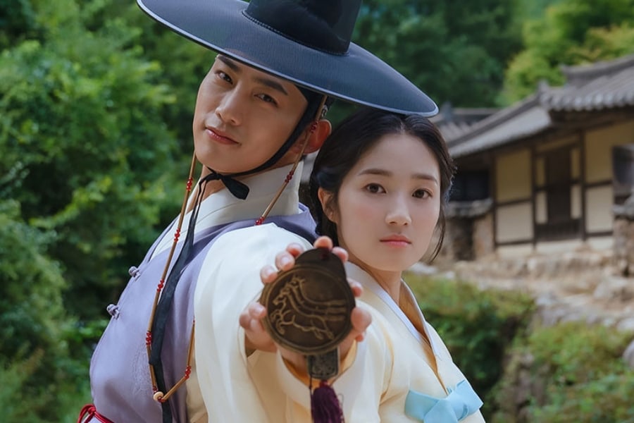 #2PM's #Taecyeon And #KimHyeYoon Reveal Reasons To Watch "Secret Royal Inspector &amp; Joy"
soompi.com/article/149728…