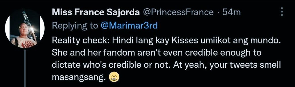 zekshielove's tweet photo. Reality check: Fan ka lang at di umiikot ang mundo sa ‘yo na kailangan ka pang bigyan ng regalo ng mga sinuportahan mong artists. You are not credible enough to dictate that you are a credible source of truth dahil fan ka lang din. At yeah, your tweets stink like who you are. https://t.co/CkYsN8FBQ7