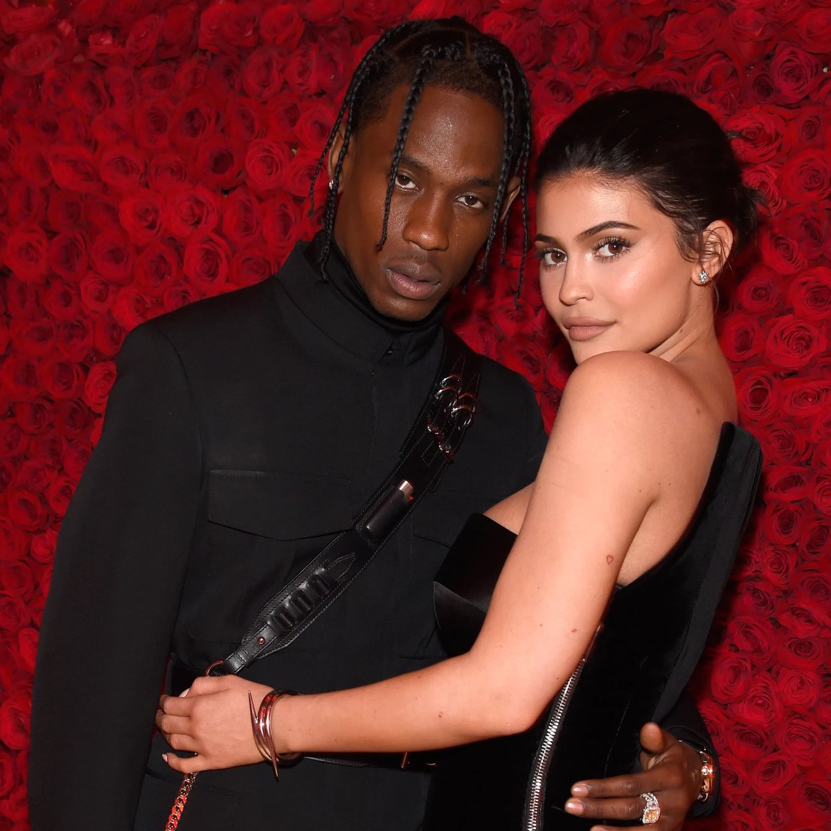 PopBase's tweet photo. Kylie Jenner releases statement regarding the tragedy at Astroworld Festival. https://t.co/O17koIVC7V