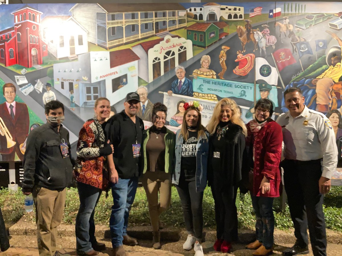 heritagesociety's tweet photo. Thank you all for attending Dia de los Muertos by Navarro Group and City of Houston! https://t.co/mW1J016bpi