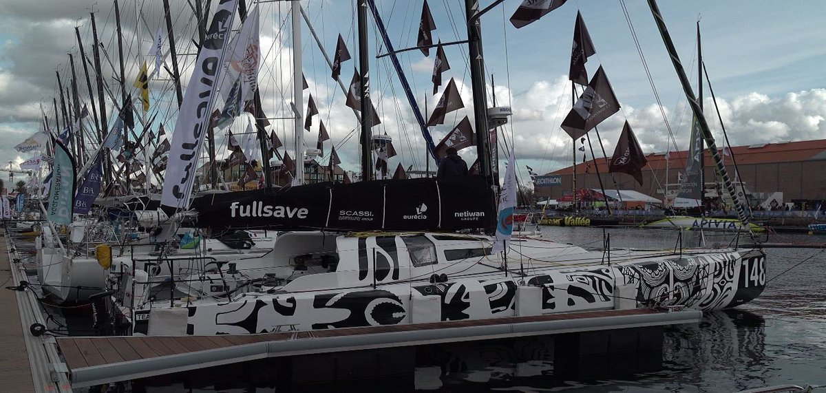 C’est bientôt l’heure de quitter le village de départ de @TransatJV pour <a href="/FullSave148/">FullSave148 - Class40</a>
Merci <a href="/balmes_pierre/">Jean-Pierre BALMES</a> et Laurent Camprubi pour ces quelques jours partagés cette semaine. 
Nous vous souhaitons de merveilleux moments sur cette traversée.
<a href="/AssoClass40/">Association Class40</a>
#TransatJacquesVabre