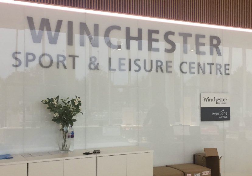 RTWMonsonSC's tweet photo. Looking forward to day 2 of the @swimsoutheast winter regionals in Winchester.

Well done to the swimmers from yesterday 👏 

All the best to those swimming today.
👊Ⓜ️

#dowelldoubtnot https://t.co/YQuCIIzL9n