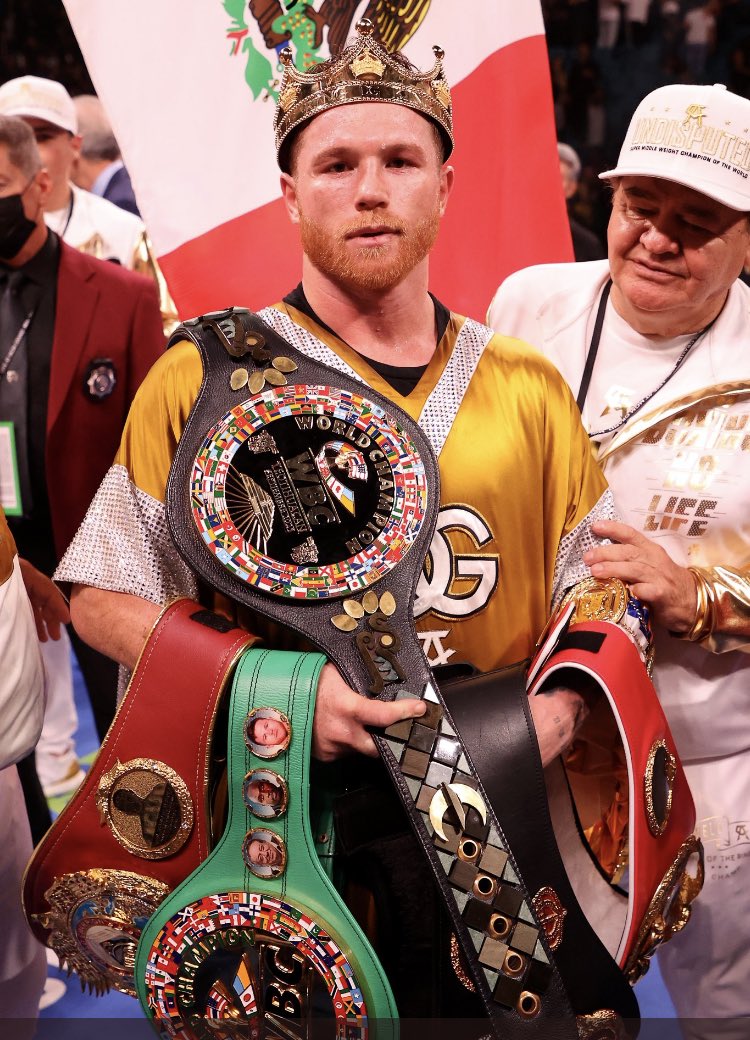 DanRafael1's tweet image. The king of #boxing: @canelo #CaneloPlant ⁦@CANELOTEAM⁩