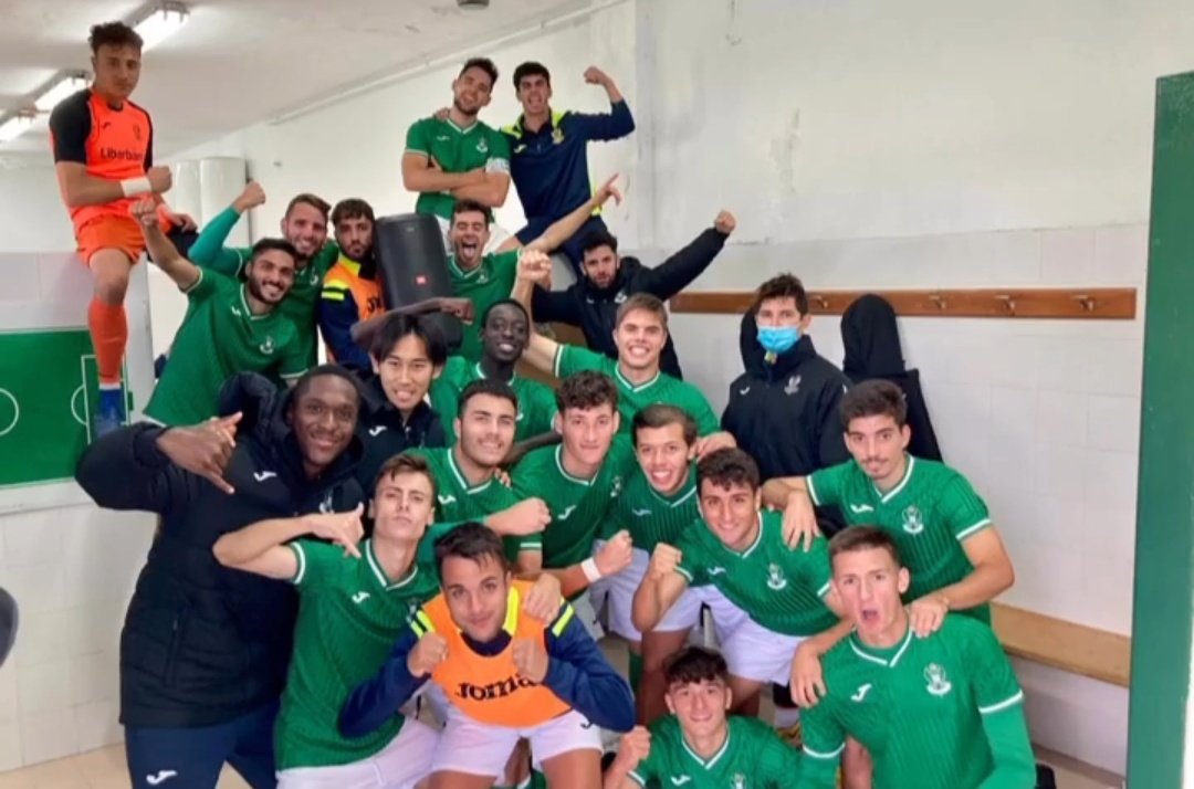 FINAL DEL PARTIDO 

<a href="/CD_Toledo/">C.D. Toledo 🦅💚⚪️</a> B 3-0 <a href="/Sp_Cabanillas/">Sporting Cabanillas</a> 

📝 Comenzamos noviembre con una victoria importante después de 1 mes y medio sin conseguir la victoria. Que esta victoria sea para conseguir más puntos los próximos partidos. Vamoos 💚 🦅 

⚽️⚽️ #JaviColastra 
⚽️ <a href="/Albertoav8/">Chicha</a>