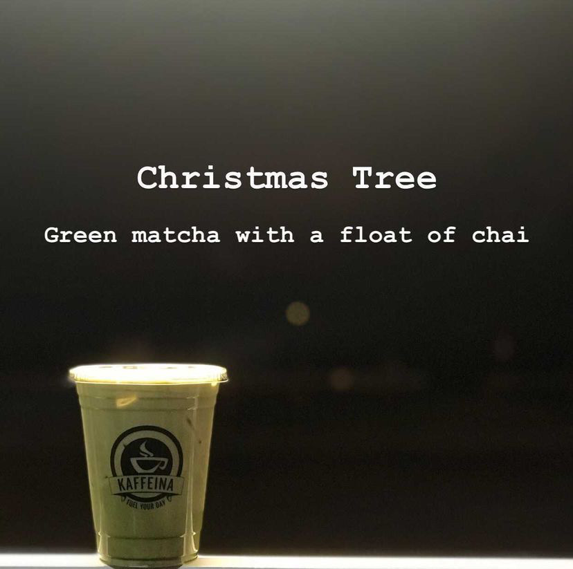 kaffeinanpr's tweet image. 🎄Christmas Tree🎄
If you're a matcha and chai lover, there is no doubt that this drink is made for YOU! If you haven't tried it yet, go and get yourself one today!

#Kaffeina #BeKaffeinated #FuelYourDay #NewPortRichey