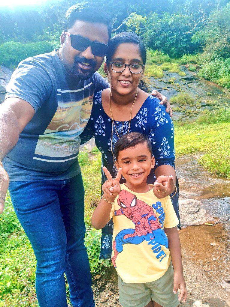 raisonrappai's tweet photo. My Family 👨‍👩‍👦 https://t.co/8oOWMh4wmY