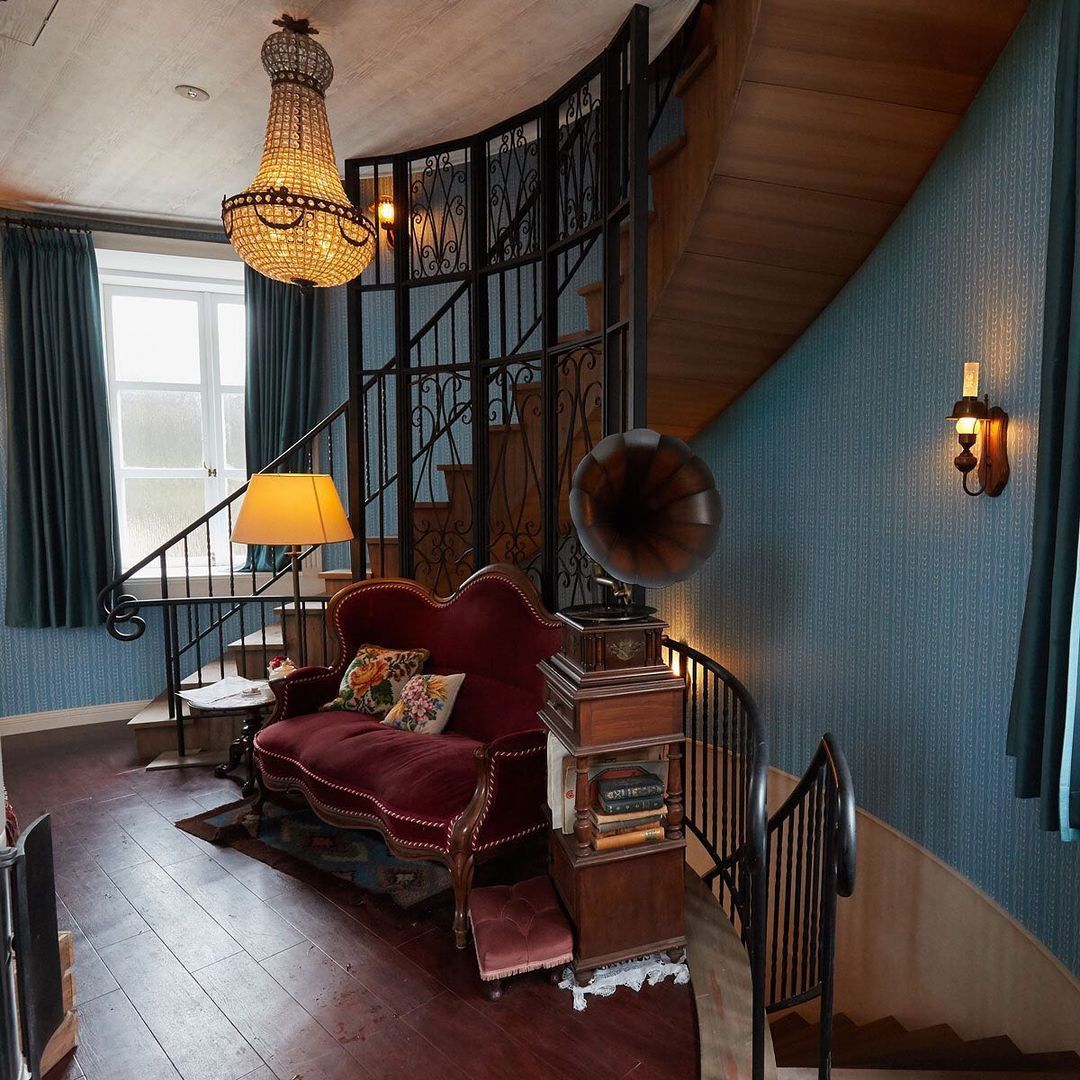 Twitter 上的 ムーミンバレーパーク公式 ムーミン屋敷 2階リビングと地下室の貯蔵庫をご紹介 こだわりの内装は見どころ満載 ムーミン一家やその仲間たちの存在を感じることができます T Co 1xk110wiau T Co Izml3cite9 Twitter