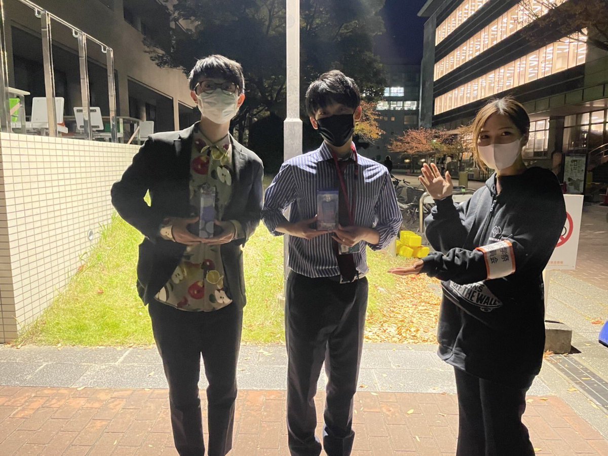 【まちかね祭O-1グランプリ出場】
我々うめしゃけたらこのリード・しらくとベース・バズが、『おにぎらズ』というコンビ名でまちかね祭フィナーレ企画O-1にて漫才を披露しました🍙
決勝進出は逃しましたが、票数はかなりの僅差‼️
大健闘しました✌️✌️
#漫才 
#連日メインステージ