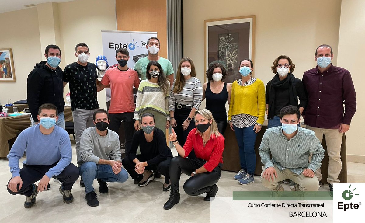 ionclinics's tweet photo. Sábado de formación con excelente grupo de profesionales de la mano de Dra Vanesa Pytel @vanesapytel
#Curso_tDCS en Barcelona
#EPTEBipolarSystem #epte_ionclinics #ionclinics #transcranialdirectcurrentstimulation https://t.co/bNAAOaOfOl