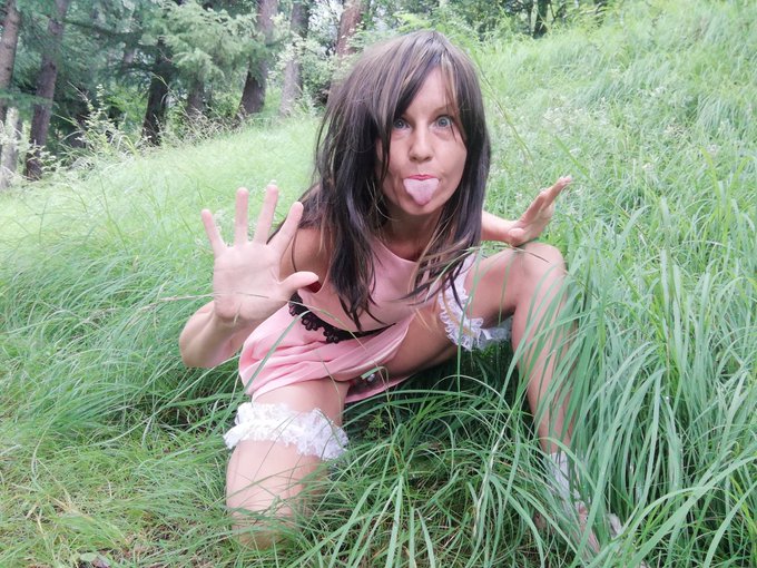 Love you all! A lot of my New Hot Outdoor videos on https://t.co/ZJytIRnLTG Subscribe and jerk off! 💥🔥💓💦  @OnlyFans