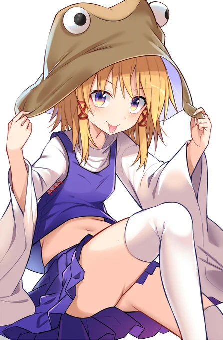 #絵柄が好みって人にフォローされたい 
今日は【いいお腹の日】!2ヵ月前に描いたこの諏訪子様の曲がったお腹が一番気に入っております 