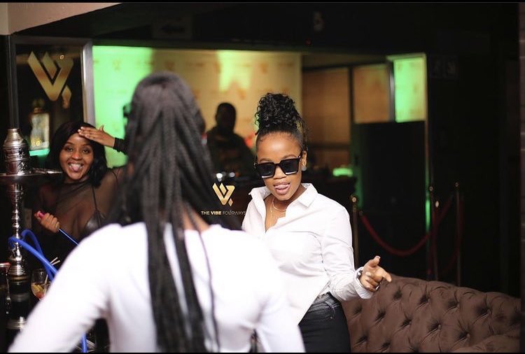 phindile_x's tweet photo. #ChampagneSundays Is The Right Way To End The Weekend Off💃🏽🤌🏾 Today ‼️ At @Thevibe4ways https://t.co/B9r1YVvhX0