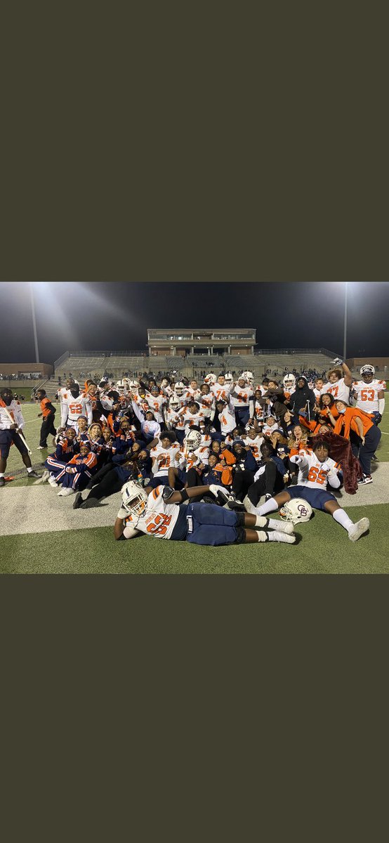 <a href="/msfljames/">Felicía James</a> yess your <a href="/BHS_Broncos/">George Bush High School</a> football 🏈 is on their way to the playoffs <a href="/bushstuco/">Bush Student Council</a> <a href="/BushJournalism/">BHS Journalism</a> <a href="/GBHS_Illusions/">ILLUSIONS 💙</a> @MrMissGBHS21