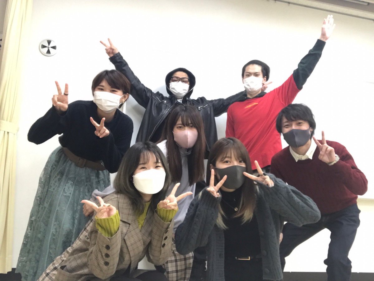 ayaka_s0678's tweet photo. 本日から「〜winter hope〜」の稽古始まりました!
初めましての方も、ご無沙汰の方も!
完全なる私のやりたい事の押し付け脚本を、面白く彩って頂きます!
初日から爆笑しました!楽しい♪
笑いおさめにでもして下さいな♪
#ぺんたす #winterhope https://t.co/iLmJSJC2SI