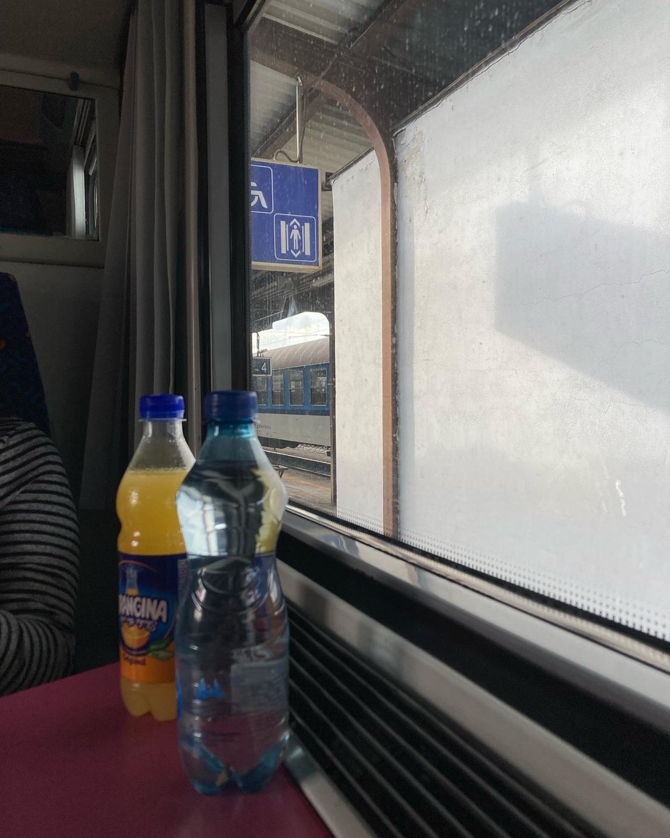 Vantju's tweet image. #bahnzeit &amp;amp; #weiterfahrt #teamBee #vantingovinacestach
