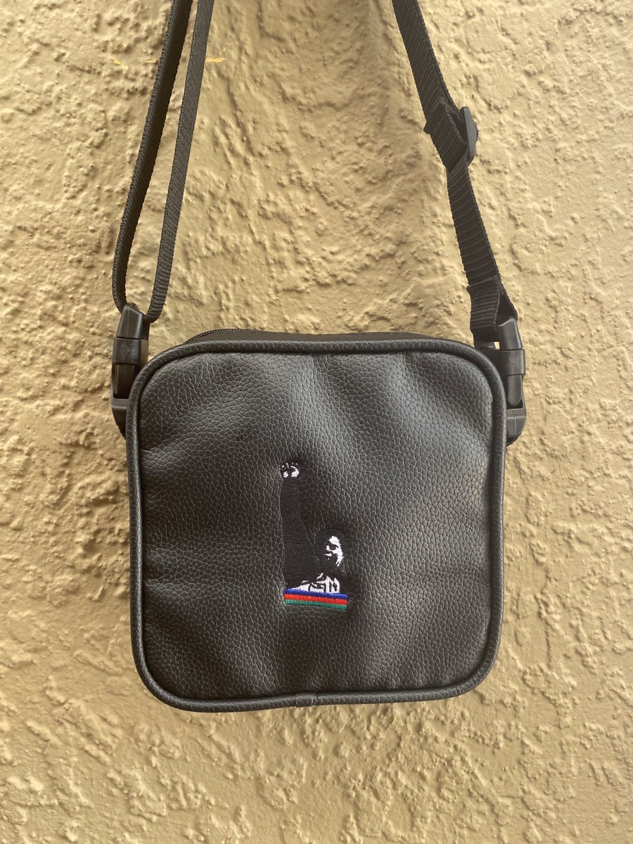 HallabackInc's tweet photo. HB x SWAPO 
N$200
0816804233
Made in Namibia by Hallaback for SWAPO supporters, cadres, sympathisers and all patriots.😊
A luta continua
⁦@ngurare⁩ ⁦@hagegeingob⁩ ⁦@ydausab⁩ ⁦@patience_masua⁩ ⁦@daisrym⁩ ⁦@Iipumbushiimi⁩ ⁦@Tjiurimo⁩ https://t.co/Kdc8F2Uv4F