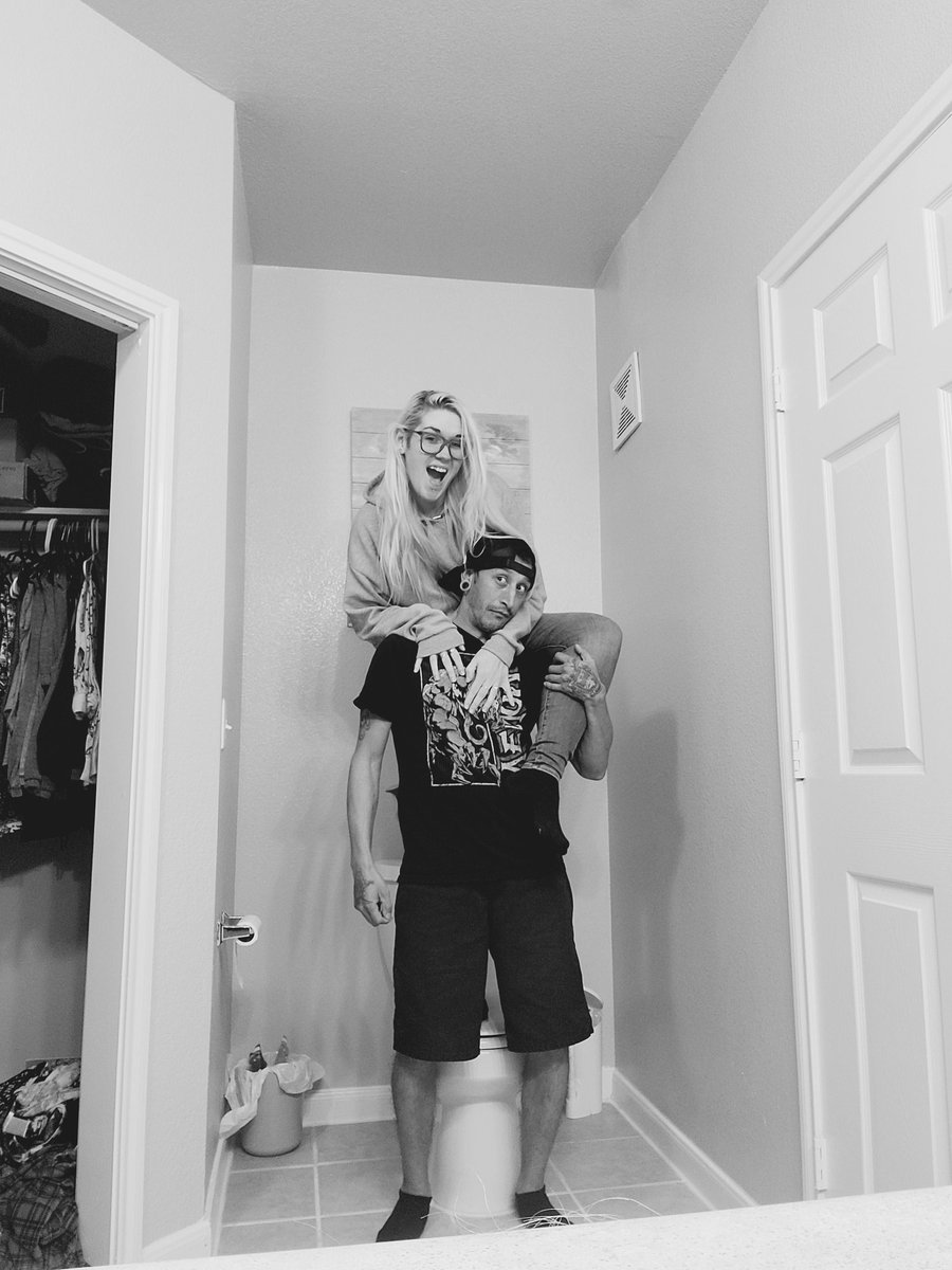 P11nkXBL's tweet photo. Happy Birthday to @PrecooledK killa! Love you!! ❤ #bestmodever https://t.co/2RLsdZGqNI