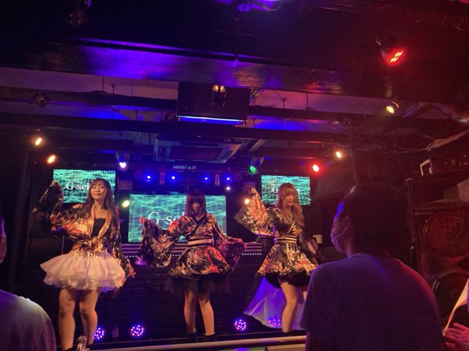 Twitterのコスプレ画像32