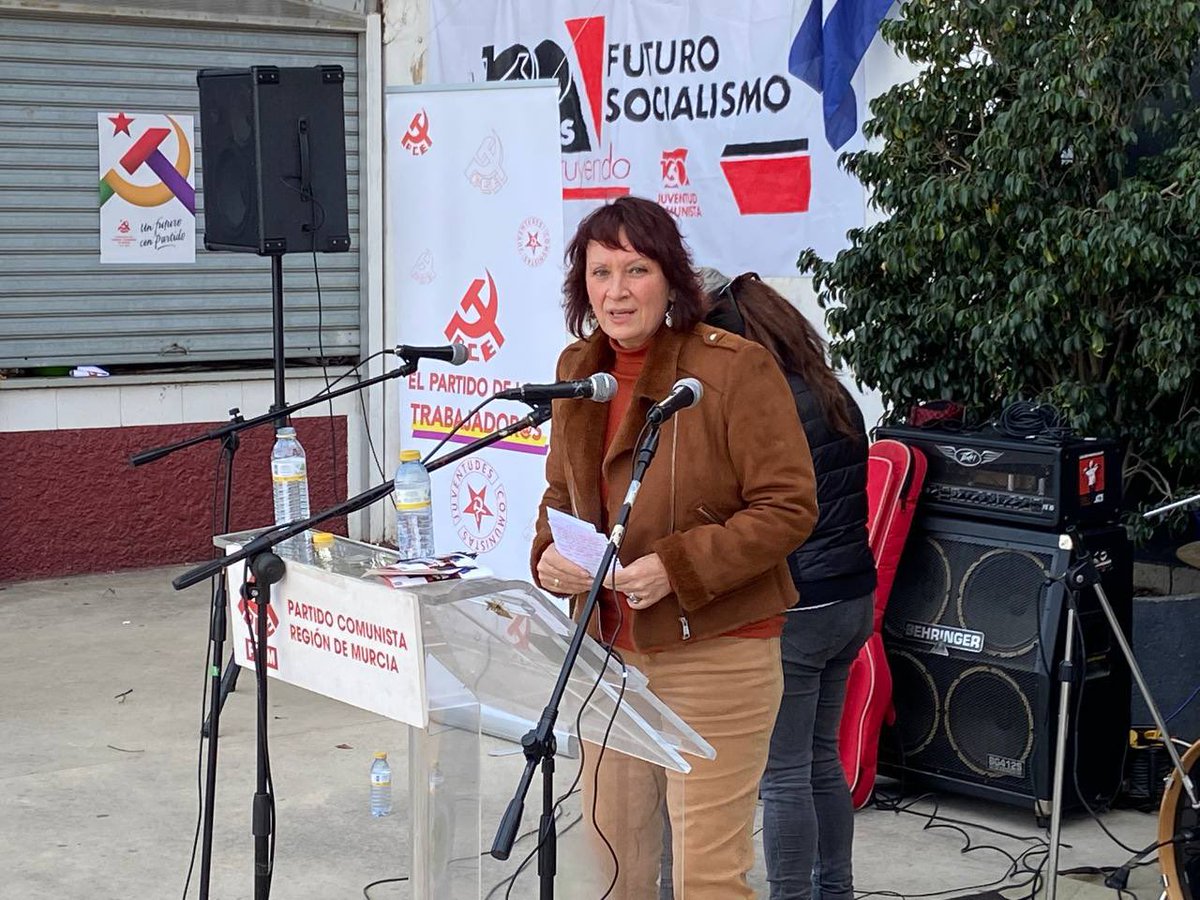 MariaMarinMart's tweet photo. Un placer participar en el acto del #CentenarioPCE en Murcia. 

“La historia es nuestra y la hacen los pueblos” ✊

#CentenarioPCE
#RegiondeMurcia https://t.co/kdzYYxmvn3