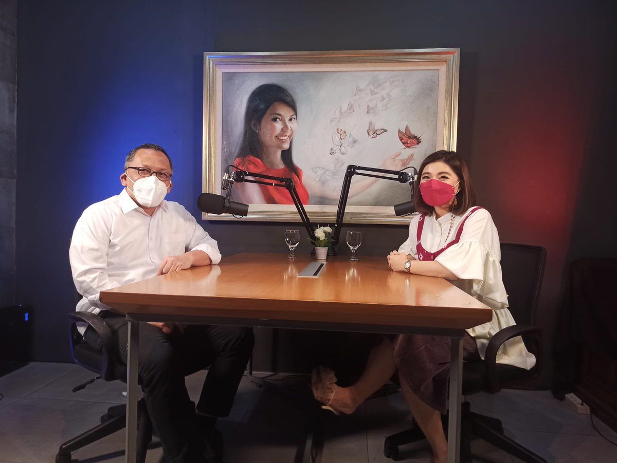 L.T. Handoko tweet media