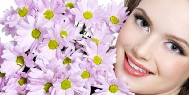 كنتـــ دائماً آستأصل كُلــ اٌلخوفــِ منْ 
قلوبــ منْـ ٌأحب لمـــ إعلم أنـ هذا..
كان من مشاعرى ... 

ذراعي التي كنت  تلويها بهجرك..بترتُها،

 فأنا لستُ . نقطة النهاية على السطر الاخير فى صفحة سابقة
 فاأنا كلمة نادره على سطر جديد فى صفحة جديدة بيضاء 
     
       لا قبلها ولا بعدها