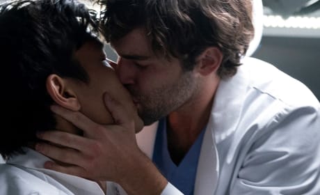 ScatterBrainUK's tweet photo. Here you go @TheTyroneMagnus.
God knows how you'll handle #Wiccan &amp; #Hulkling when they join the #MCU if u couldn't even handle a peck on the lips. https://t.co/jJik7s8EYN