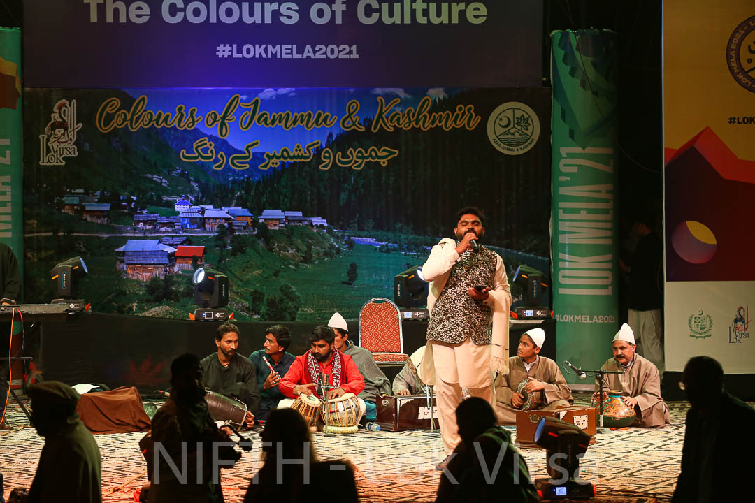 LokVirsa's tweet photo. Some more highlights from last musical night. 
Venue: NIFTH - Lok Virsa Shakarparian, Islamabad
#lokmela2021 #NIFTH #Islamabad #MusicalNight #Culture #traditional #Pakistan #artgallery #heritage #exhibition #punjab #sindh #Balochistan #Gilgit #KPK #AzadKashmir #Kashmir https://t.co/bNkd0QCedw