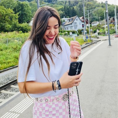 MyriamCs4's tweet photo. #NuevaFotoDePerfil https://t.co/n5JUUQBQvj
