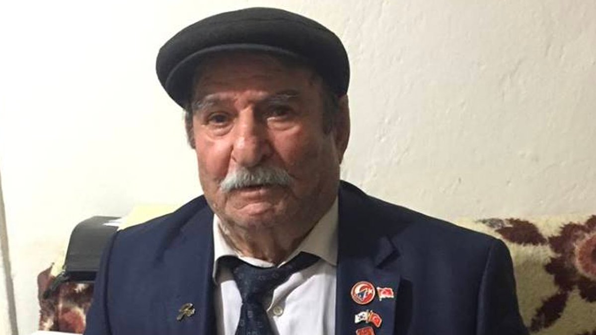 Güney Kore'de esir düştü, 244 Türk askerini kurtardı, kahramanlıkları kitap oldu, ABD'den üstün hizmet madalyası aldı...

Kore Gazisi 92 yaşındaki Sıhhiye Onbaşı Veli Atasoy'un gecekondusu, 'kentsel dönüşüm' adı altında yıkılmak isteniyor!

abcgazetesi.com/244-turk-asker…