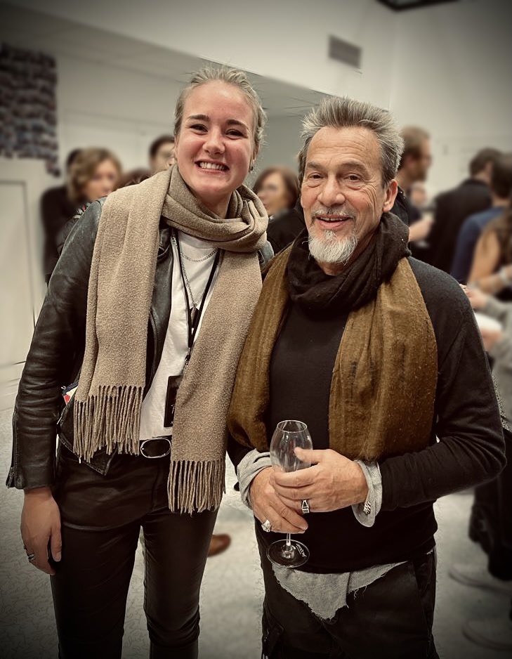 music_stephane's tweet photo. Un immense merci @florentpagny ! Je n’arrive toujours pas à mettre de mots sur toutes ces émotions procurées hier soir à chanter devant 7000 personnes ! Merci merci merci ♥️
Et bien sûr un immense merci à ton public qui a été si bienveillant avec moi 🎵 https://t.co/Qh4LKe2owG