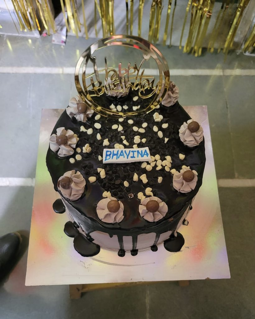 BhavinaOfficial's tweet photo. Lovely celebrations yesterday on my Birthday! Thank you everyone for the love you have shown me with your kind wishes. Touched by the words and actions! #BirthdayCelebrations https://t.co/SU2uZppKtQ